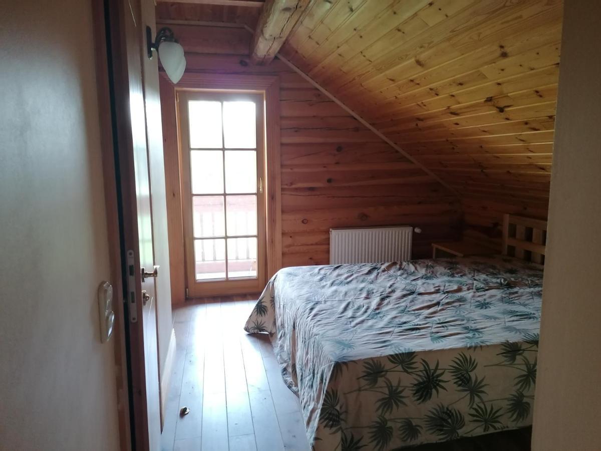 Guest House Unguri Stalbe Esterno foto