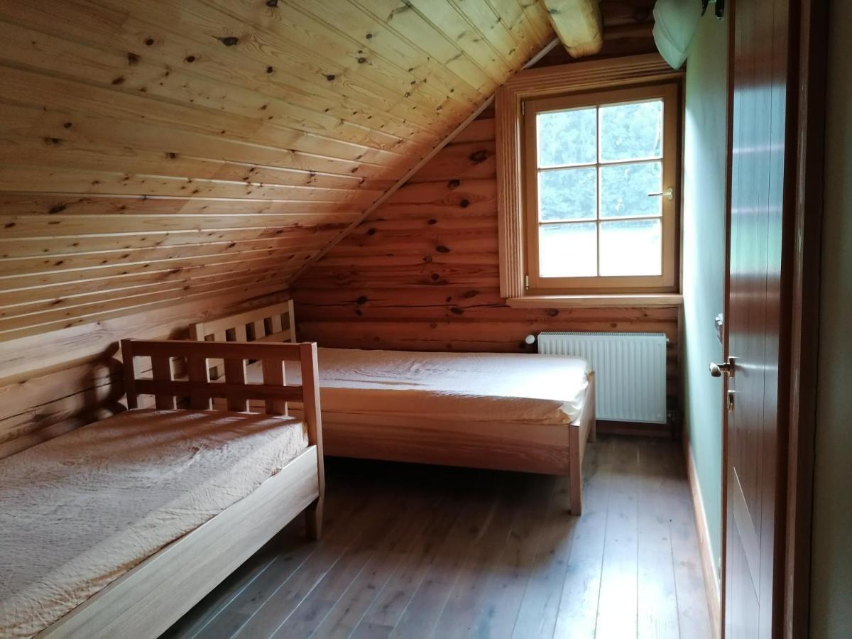 Guest House Unguri Stalbe Esterno foto