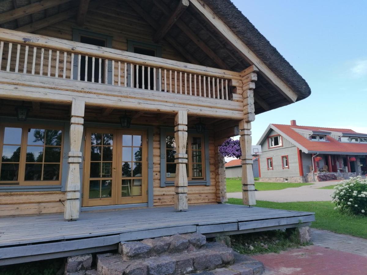 Guest House Unguri Stalbe Esterno foto