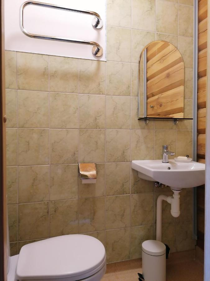 Guest House Unguri Stalbe Esterno foto