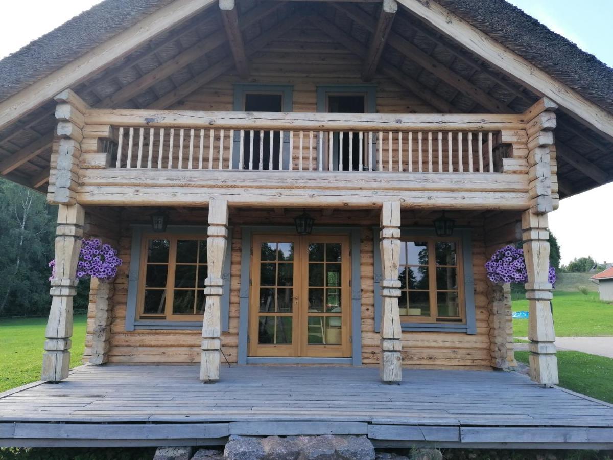 Guest House Unguri Stalbe Esterno foto