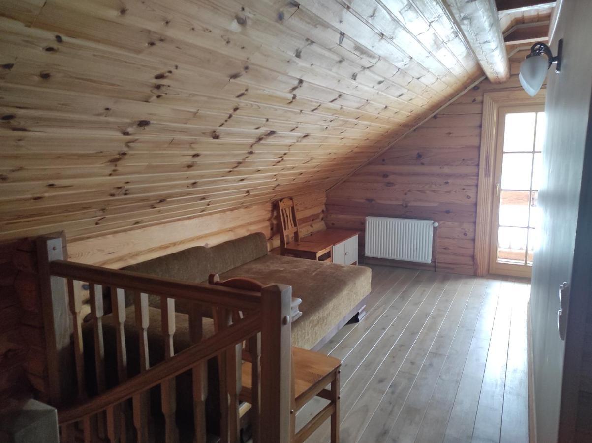 Guest House Unguri Stalbe Esterno foto
